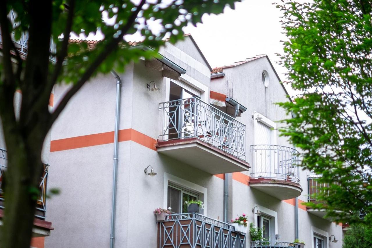 Nienovo - Apartament Kornik Niedaleko Jeziora I Widok Na Arboretum 외부 사진