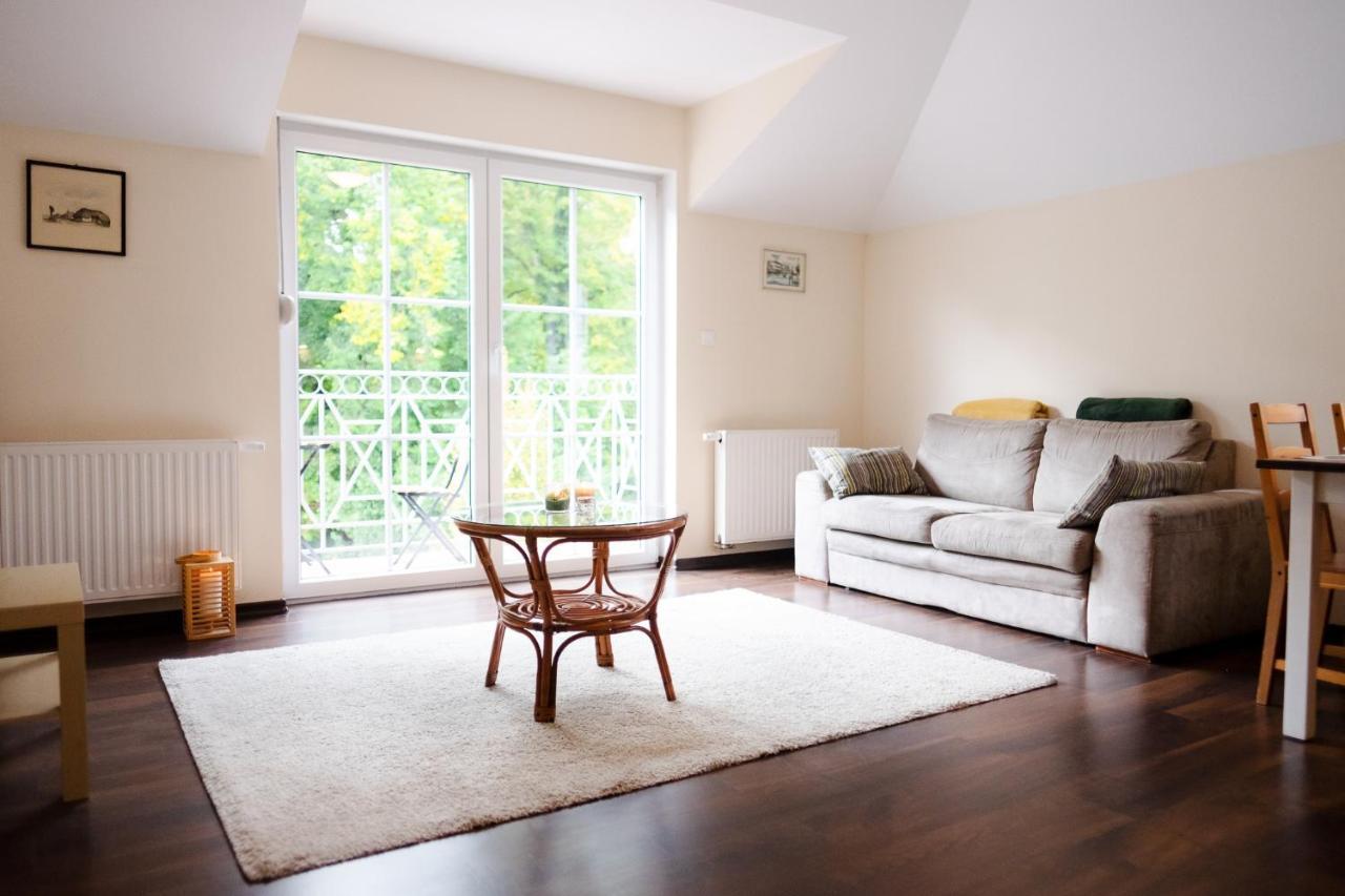 Nienovo - Apartament Kornik Niedaleko Jeziora I Widok Na Arboretum 외부 사진